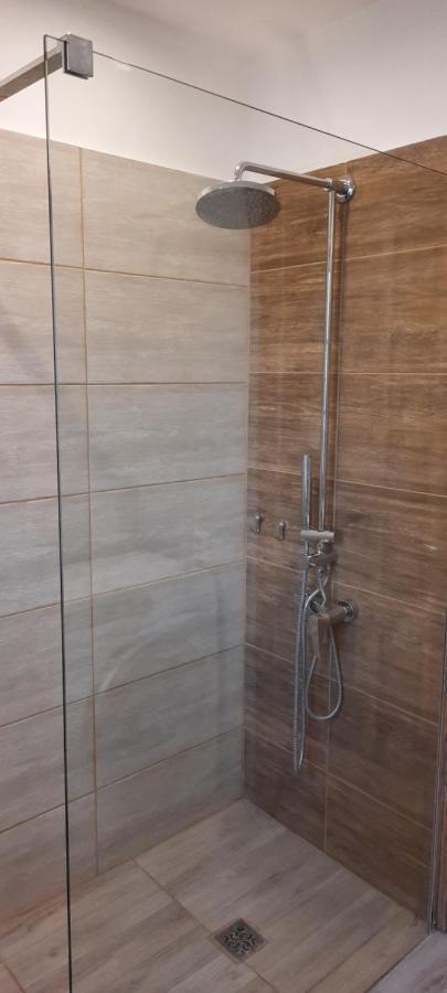 Seimos Bustas Homestay Šiauliai Esterno foto